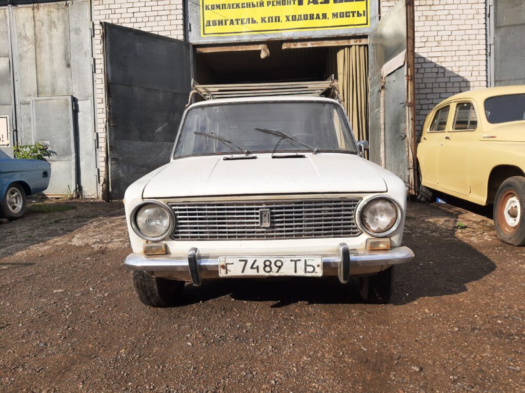 ВАЗ 2102