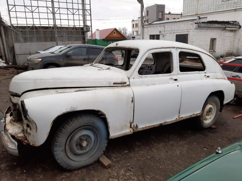 ГАЗ М20