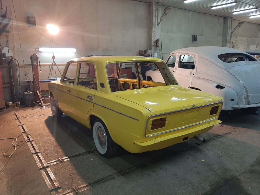 ВАЗ 2103