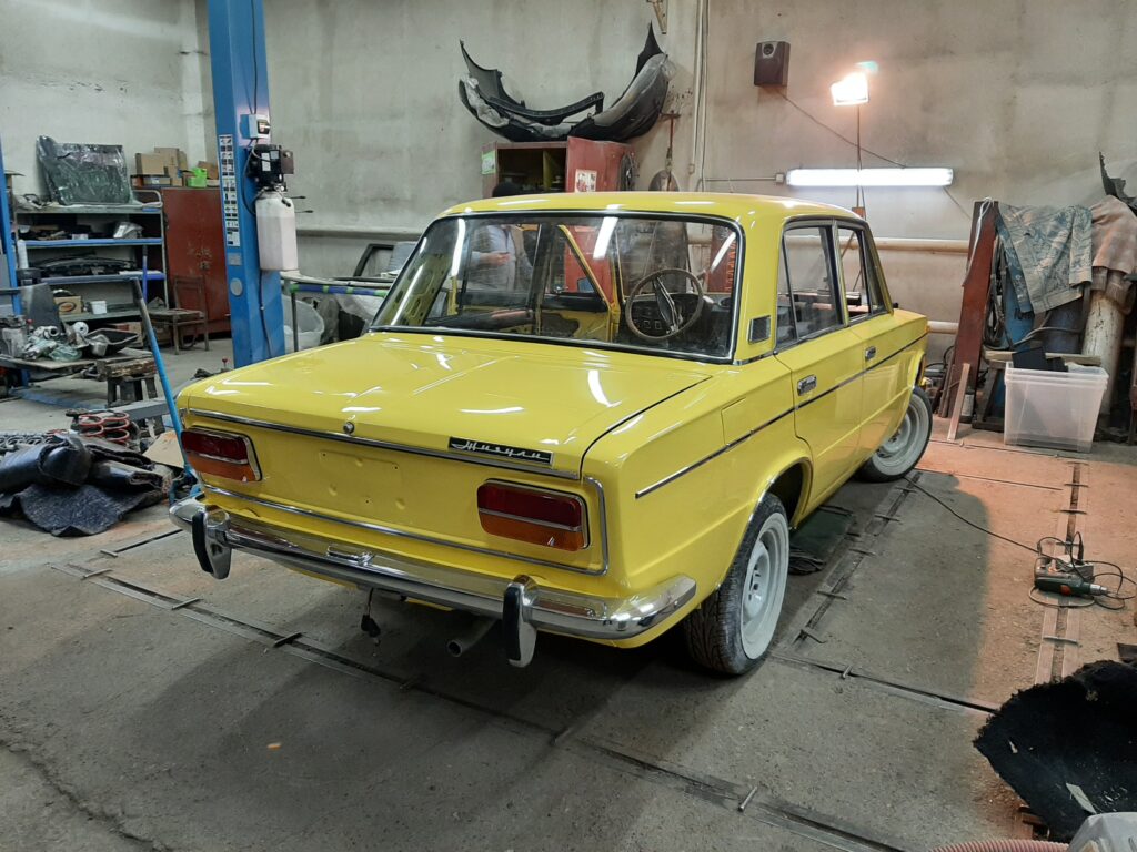 ВАЗ 2103